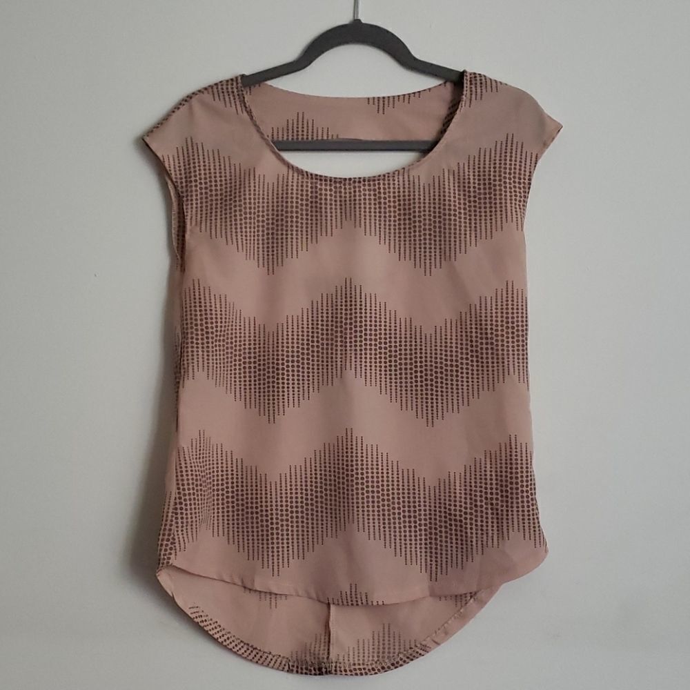 Foreign
Exchange Blouse   - Picture 4 of 6